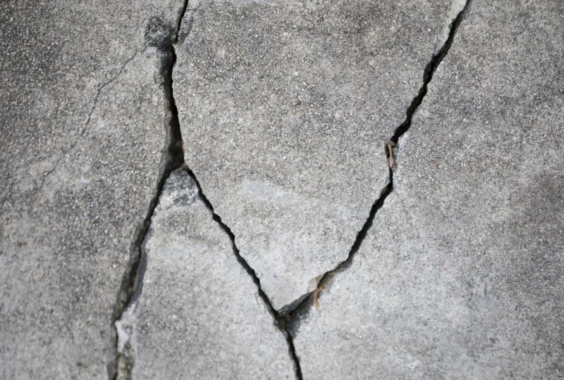 Sidewalk Concrete Repair in Des Moines, IA